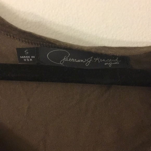 NWOT basic brown off the shoulder top - Picture 2 of 3